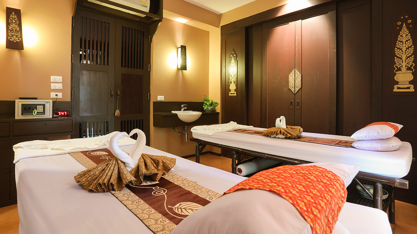 Suuko Wellness & Spa Resort - Service in Private Thai Luxury Spa Villa